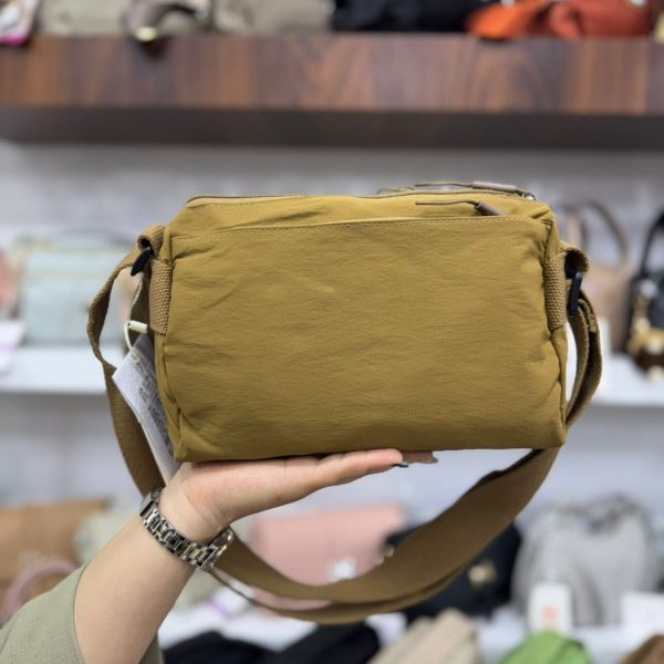 کیف دوشی وارداتی برند بوبو کد1651 به همراه کیفپول شکوفه