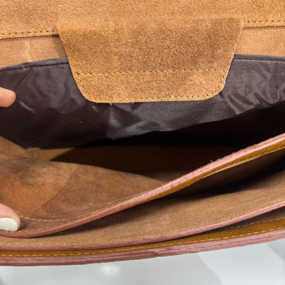 WhatsApp Image 2025-10-27 at 18.48.14(2) کیف چرم کد0015 - Image 6